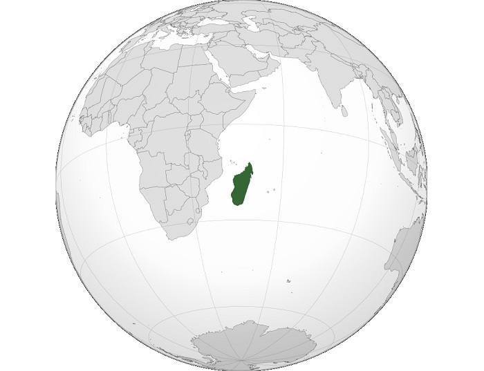 Madagascar (587,295 sq km)